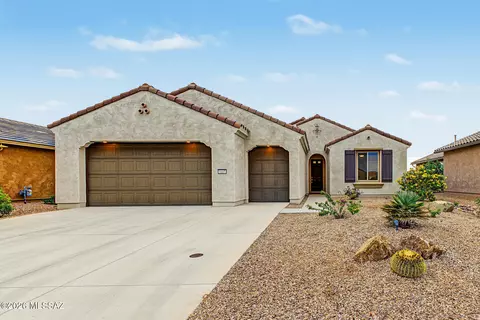 1417 E Claystone Dr, Green Valley, AZ 85614