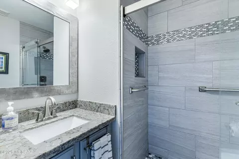 Bath - 36161 S Wind Crest Dr, Tucson, AZ 85739 photo 2 of 2