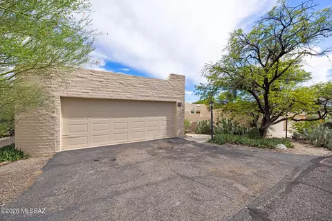 5110 N Placita Del Lazo, Tucson, AZ 85750