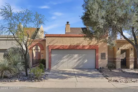 1421 W Calle Plomo, Tucson, AZ 85745