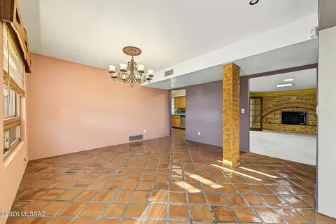 Dining - 9282 E Indio Pl, Tucson, AZ 85749 photo 5 of 5