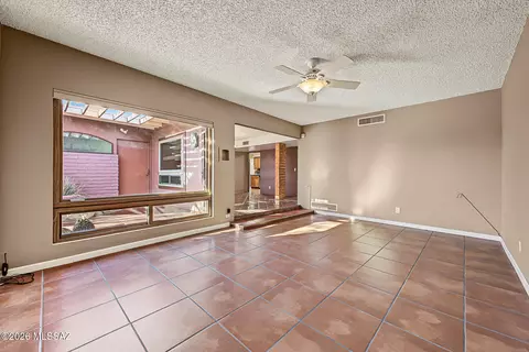 Living - 9282 E Indio Pl, Tucson, AZ 85749 photo 1 of 6