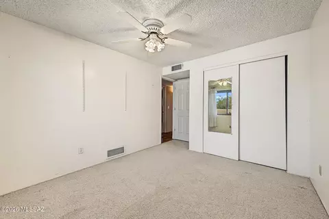 Bedroom - 9282 E Indio Pl, Tucson, AZ 85749 photo 4 of 6