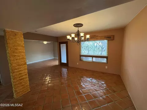 Dining - 9282 E Indio Pl, Tucson, AZ 85749 photo 1 of 2