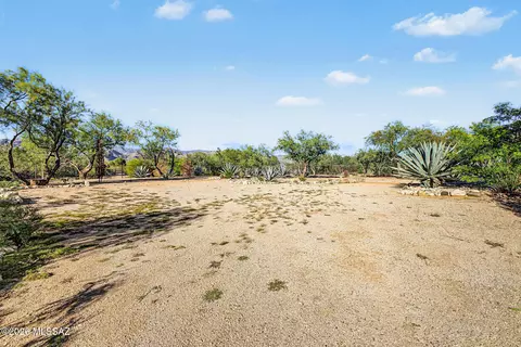 Exterior - 9282 E Indio Pl, Tucson, AZ 85749 photo 6 of 13