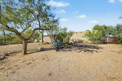 Exterior - 9282 E Indio Pl, Tucson, AZ 85749 photo 2 of 13