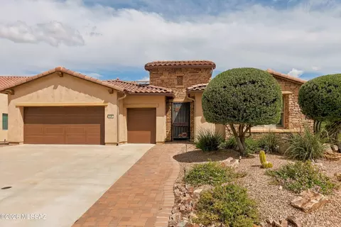 528 N Hale Dr, Green Valley, AZ 85614