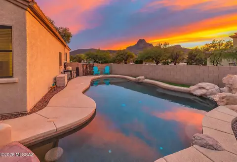 8440 N Sand Dune Pl, Tucson, AZ 85743