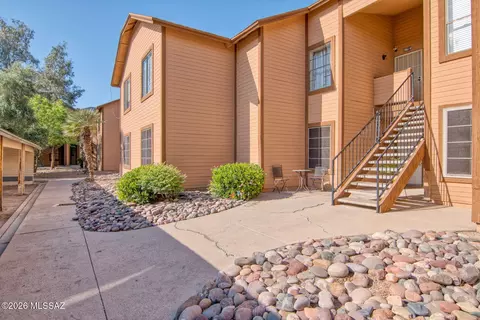 5614 S Wood Crest Dr, Tucson, AZ 85746