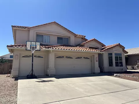 9740 E Mcandrew Ct, Tucson, AZ 85748