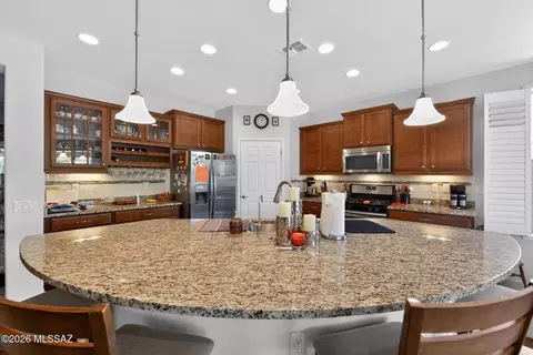 Kitchen - 14066 E Stanhope Blvd, Vail, AZ 85641 photo 1 of 5