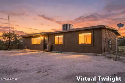3814 W Turkey Ln, Tucson, AZ 85742