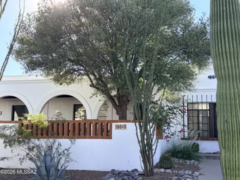 160 S Paseo Pena #B, Green Valley, AZ 85614