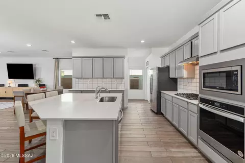 Kitchen - 12747 E Giada Dr, Vail, AZ 85641 photo 1 of 2