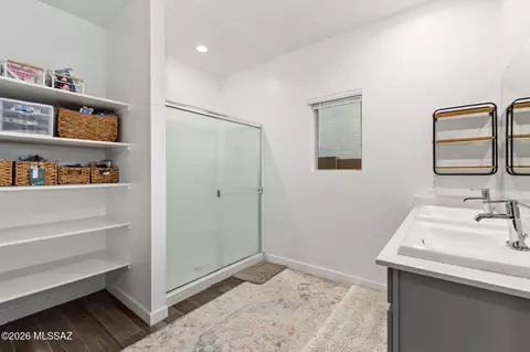 Bath - 12747 E Giada Dr, Vail, AZ 85641 photo 1 of 2
