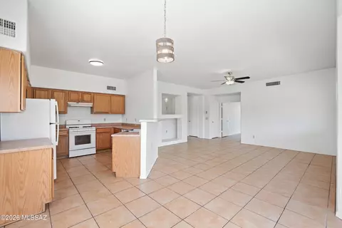 Other - 5497 S Wembly Rd, Tucson, AZ 85746 photo 4 of 8