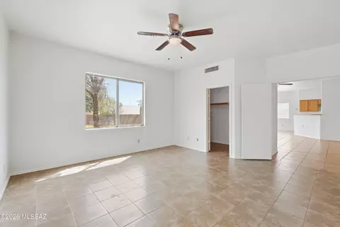 Living - 5497 S Wembly Rd, Tucson, AZ 85746 photo 2 of 2