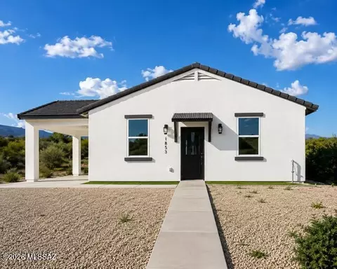 1853 Isabel Ct, Rio Rico, AZ 85648