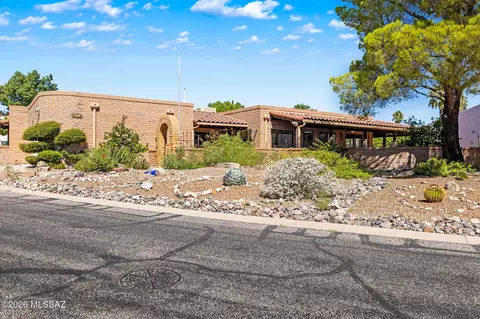 1618 W Calle Hacienda, Green Valley, AZ 85622