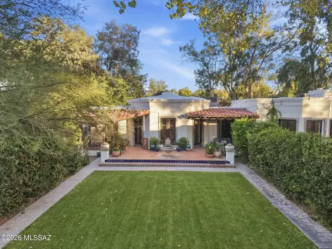 6540 E Miramar Dr, Tucson, AZ 85715