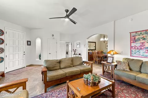 Living - 481 E Deers Rest Pl, Tucson, AZ 85704 photo 2 of 5