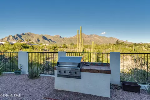 Exterior - 481 E Deers Rest Pl, Tucson, AZ 85704 photo 3 of 14