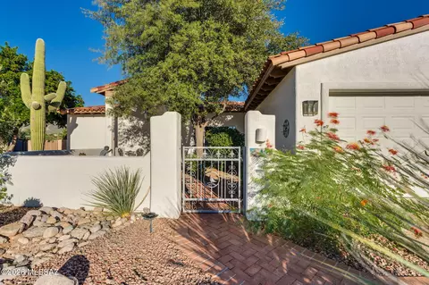 Exterior - 481 E Deers Rest Pl, Tucson, AZ 85704 photo 7 of 14