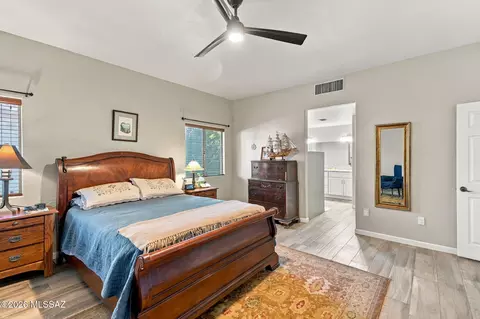 Bedroom - 481 E Deers Rest Pl, Tucson, AZ 85704 photo 1 of 3