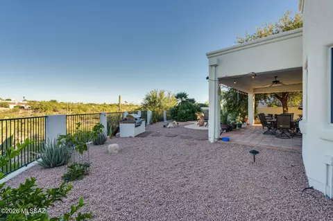 Exterior - 481 E Deers Rest Pl, Tucson, AZ 85704 photo 4 of 14