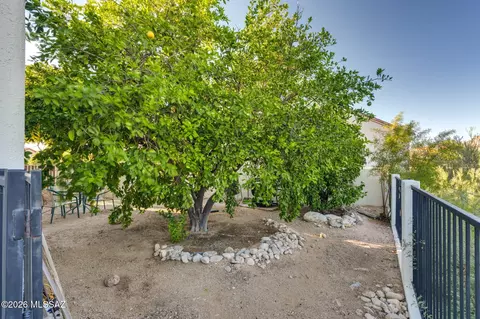 Exterior - 481 E Deers Rest Pl, Tucson, AZ 85704 photo 9 of 14