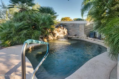 Exterior - 481 E Deers Rest Pl, Tucson, AZ 85704 photo 14 of 14