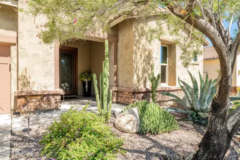 5904 W Yuma Mine Cir, Tucson, AZ 85743