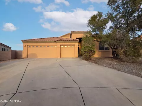 7030 W Fallen Sun Ct, Tucson, AZ 85743