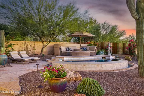 5747 W Silent Wash Pl, Marana, AZ 85658