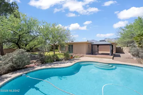 Exterior - 9070 E Kayenta Dr, Tucson, AZ 85749 photo 5 of 10