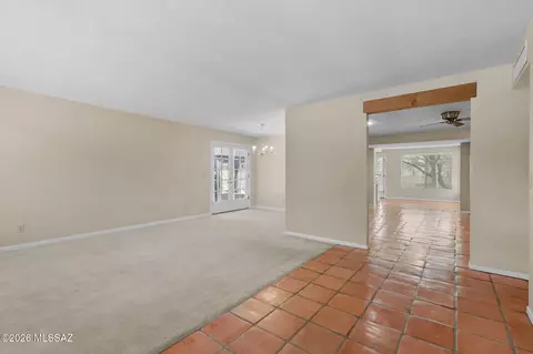 Living - 9070 E Kayenta Dr, Tucson, AZ 85749 photo 3 of 6