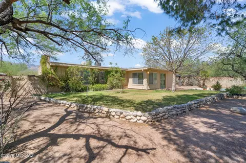 Exterior - 9070 E Kayenta Dr, Tucson, AZ 85749 photo 8 of 10