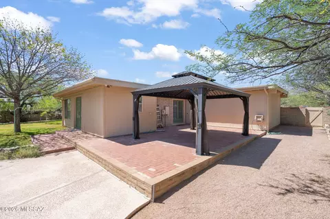 Exterior - 9070 E Kayenta Dr, Tucson, AZ 85749 photo 3 of 10
