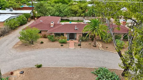 2621 N Swan Rd, Tucson, AZ 85712