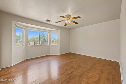 Living - 7324 W Timberleaf Dr, Tucson, AZ 85757 photo 9 of 10