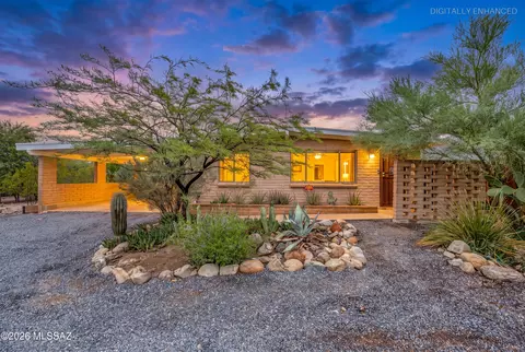 2402 W Wagon Wheel Dr, Tucson, AZ 85745