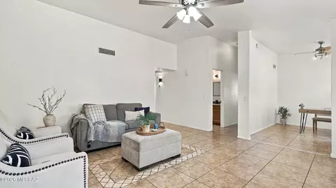 3016 W Mermaid Ct, Tucson, AZ 85746