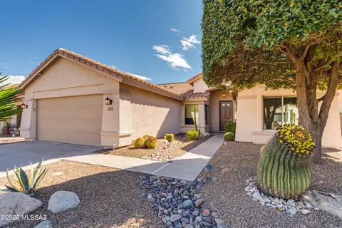 838 N Turquoise Vista Dr, Green Valley, AZ 85614
