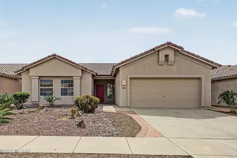 8954 N Upper Bluffs Dr, Tucson, AZ 85742