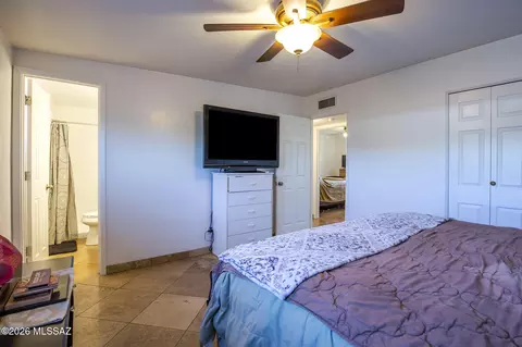 Bedroom - 9281 E 27th St, Tucson, AZ 85710 photo 2 of 4