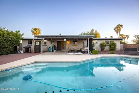 Exterior - 9281 E 27th St, Tucson, AZ 85710 photo 7 of 8