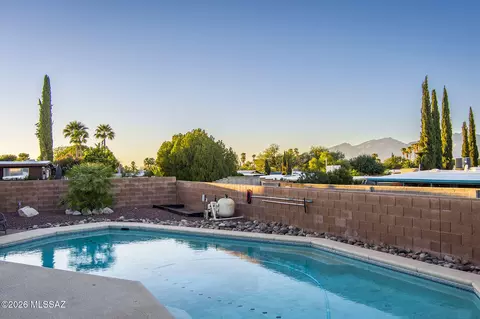 Exterior - 9281 E 27th St, Tucson, AZ 85710 photo 8 of 8