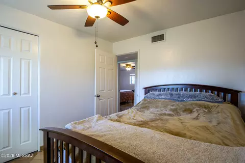 Bedroom - 9281 E 27th St, Tucson, AZ 85710 photo 4 of 4