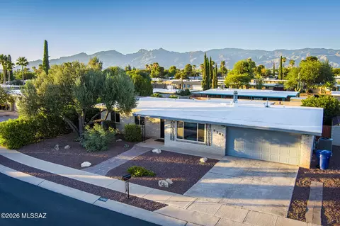 View/Area - 9281 E 27th St, Tucson, AZ 85710 photo 2 of 2
