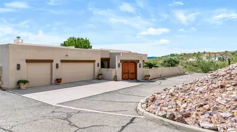 730 E Camino Vista Del Cielo, Nogales, AZ 85621